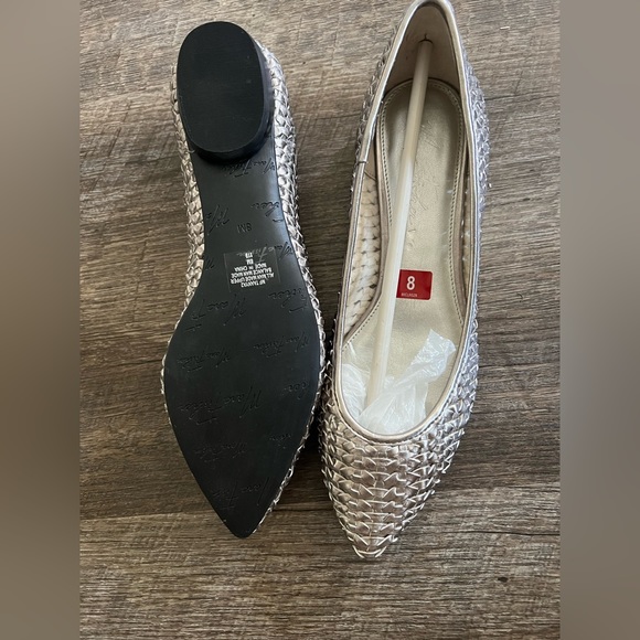 Marc Fisher Metallic Silver Woven Leather Flat - Picture 8 of 9